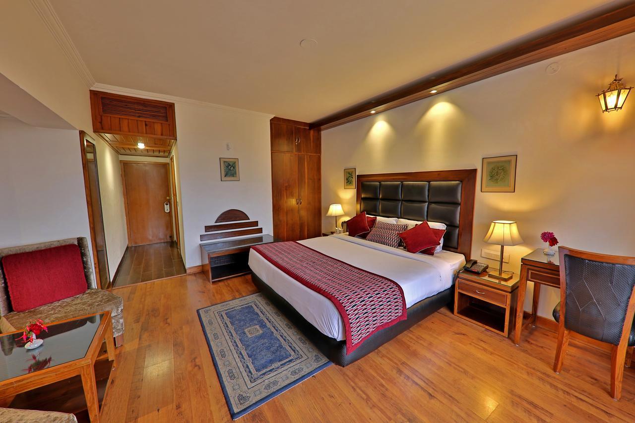 Hotel Manali Heights Buitenkant foto