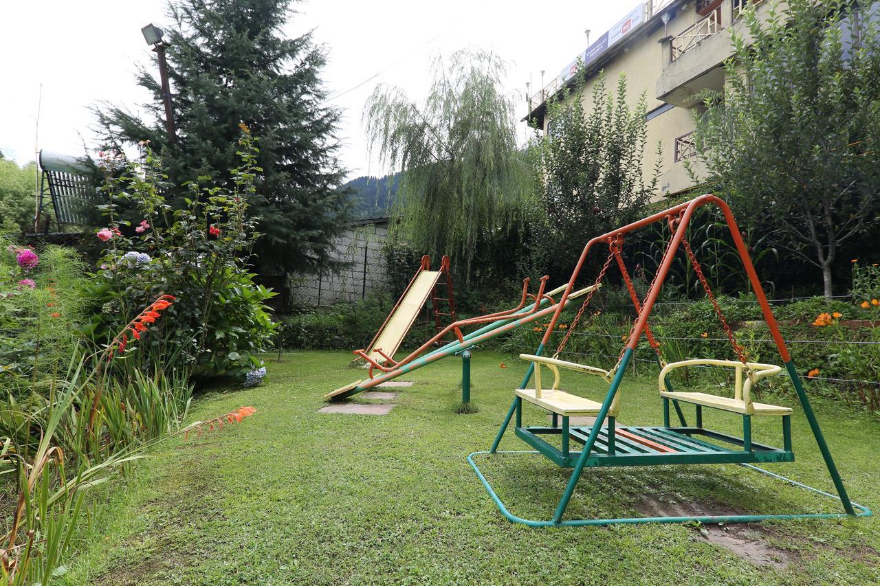 Hotel Manali Heights Buitenkant foto