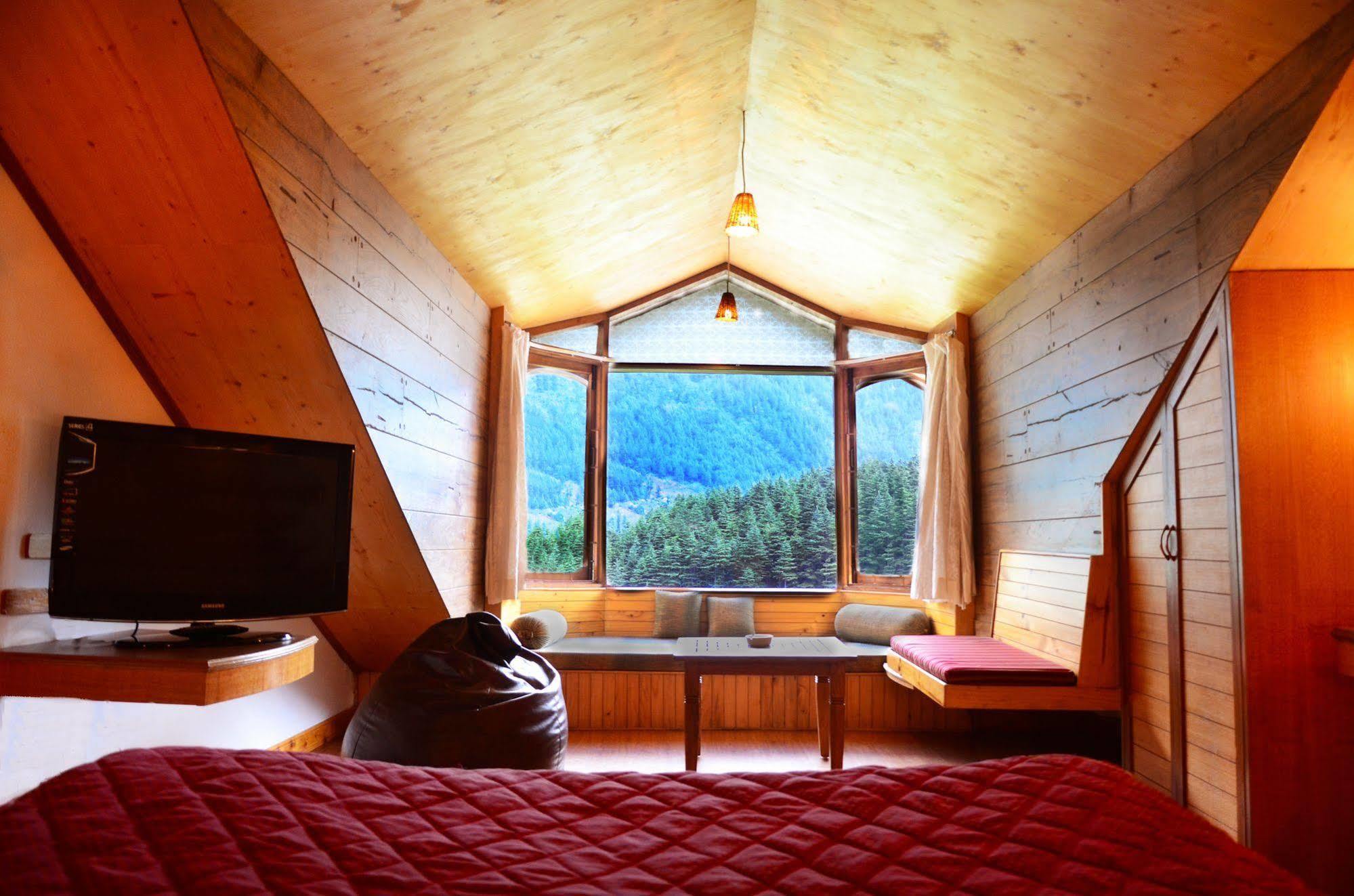Hotel Manali Heights Buitenkant foto